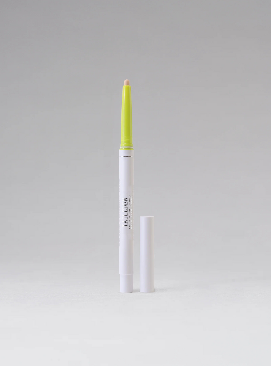 Keep pet ears fresh with Skavix